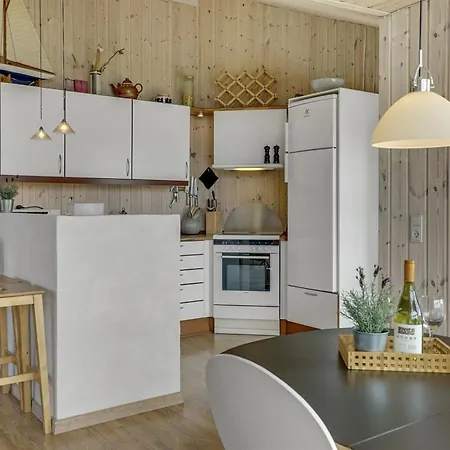 Emppu - 400m From The Sea By Interhome Feriehus *