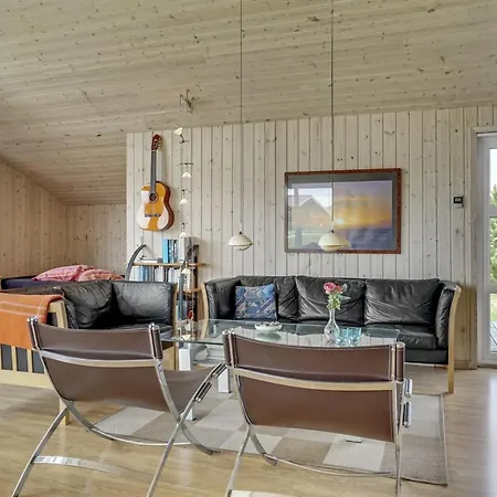 Nyaraló Emppu - 400m From The Sea By Interhome