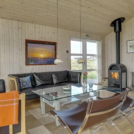 Emppu - 400m From The Sea By Interhome Torsted